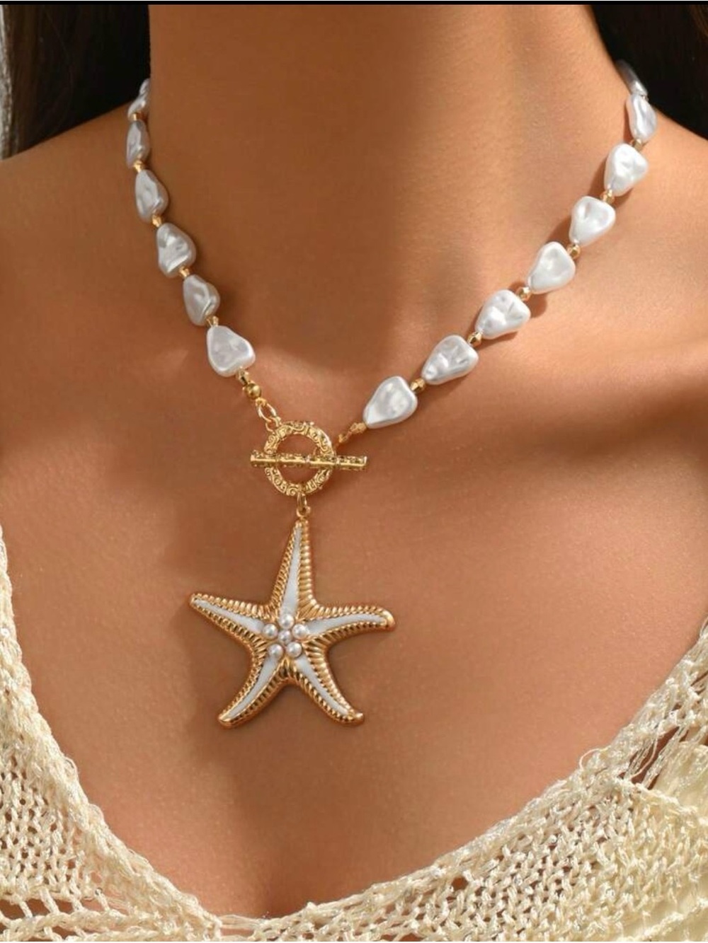 Gold Starfish Pendant Faux Pearl Necklace